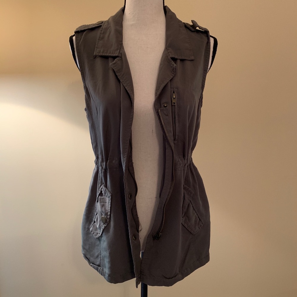 Wet Seal army green vest